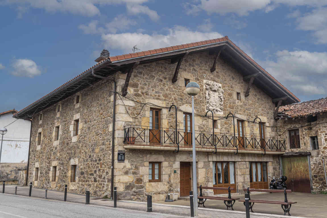 Vizcaya - Otxandio 28.jpg